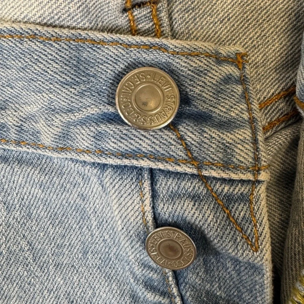 Levis 501 Original Fit Jeans Mens Light Wash Straight Leg Button Fly Denim